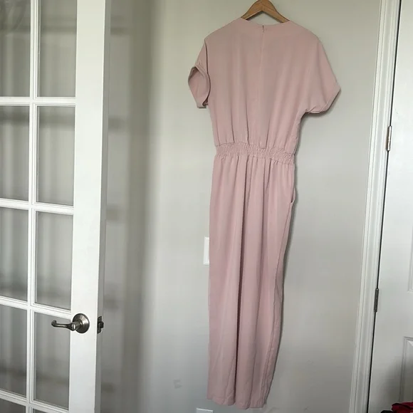 Women's Blush Pink Short-Sleeve Jumpsuit - Picture 5 of 10